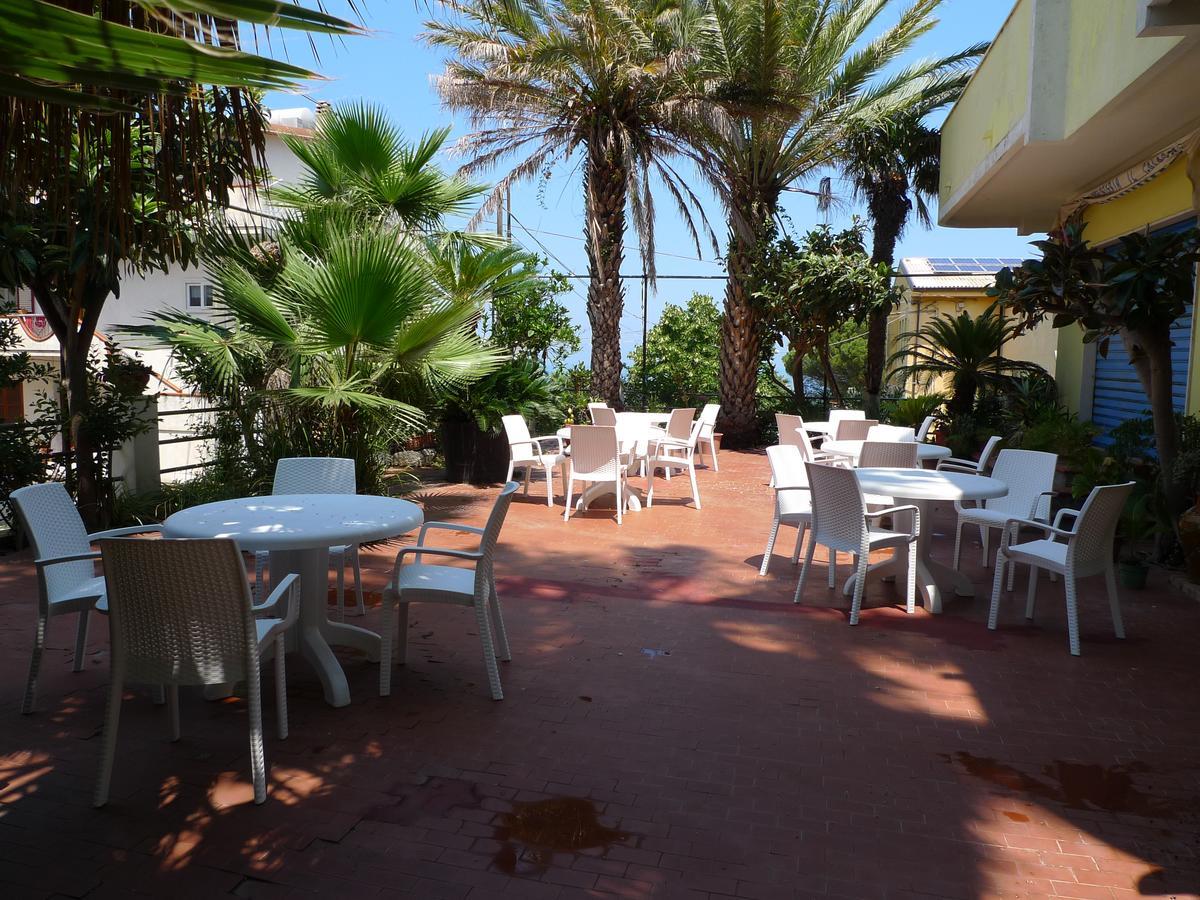 Hotel Alexander Santa Domenica  Exteriér fotografie